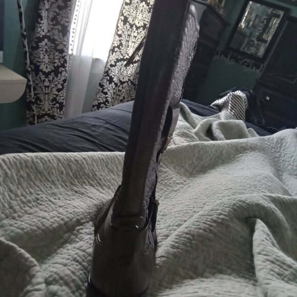 Tory Burch boots. Leona - Picture 3 of 7